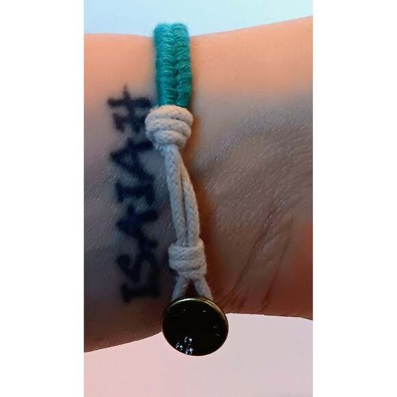 Chloe + Isabel Bora Bora Statement Toggle Bracelet 6.5-7.5 in (G) - Picture 9 of 9